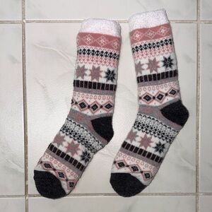 a new day Cozy Patterned Socks - Pink & Gray